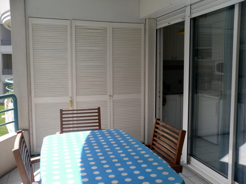 balcon placard Port de Fréjus
